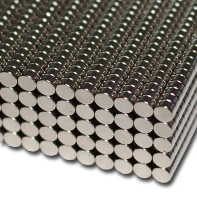 50 NEODYM RUND MINI MAGNETE D3x1,5 mm SCHEIBE NdFeB N52 VERNICKELT POWER 300 G - Bild 1 von 2