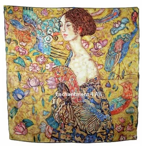 Envoltura de bufanda de sarga de seda artística con Gustav Klimt mujer con abanico - Imagen 1 de 3