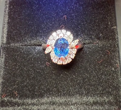 Precioso anillo de platino y zafiro natural corte ovalado talla 6 Foto 1 de 4