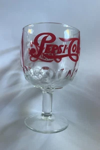 PEPSI-COLA ~ Taza de vidrio con huella digital de soda de tallo ~ Copa ~ USADA - Imagen 1 de 5