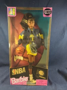 Muñeca Barbie afroamericana de baloncesto Indiana Pacers 1998 NBA Mattel 20713 - Imagen 1 de 6