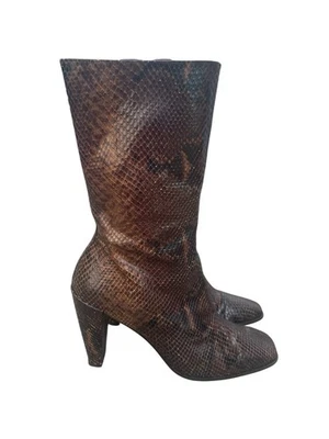 Donald Pliner 棕色蛇皮靴,8.5 码,二手状况完好 — 第 1/4 张图片