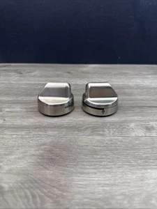 Genuine Dacor Range Oven, Knob Set of 2 # 105377 - Picture 1 of 7