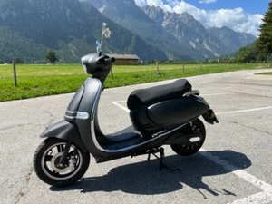 Pusa Roller 5kw, Elektroroller, Moped 125 - Bild 1 von 6