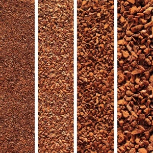 Premium Pinie 2400 Liter mittel, 8-15 mm, Pinienrinde, Rindenmulch, Pinienmulch - Bild 1 von 6