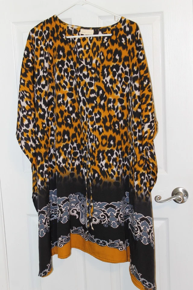 Bobbie Brooks Kimono Kaftan Túnica Cobertura Roupa de Dormir Tamanho Único Estampa Animal - Imagem 1 de 4