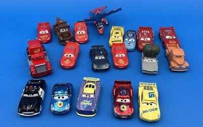 Lote de 19 Coches Disney/Pixar Película Vehículos de Juguete Die-Cast y Plástico Foto 1 de 4