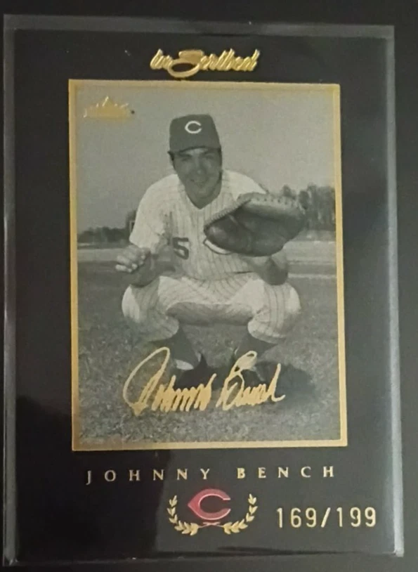 REDS  Fleer inScribed Gold /199 Johnny Bench #76 HOF - Image 1 of 1