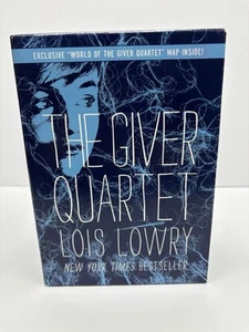 Giver Quartet BoxSet by Lois Lowry (2014, Hardcover) Blue Messenger Son w/ Map - Imagen 1 de 15