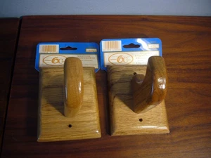 2 Vintage Gaylan Industries, Inc. Solid Oak Wood Bath Robe Towel Coat Hook - New - Picture 1 of 5