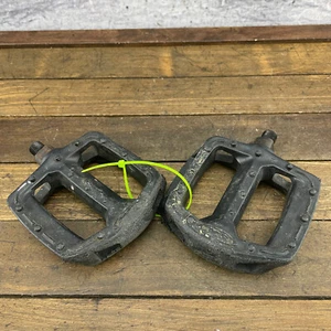 Schwinn XS BMX Pedals 1/2 in Bubble Font OPC Old School BMX Freestyle Plastic - Picture 1 of 12