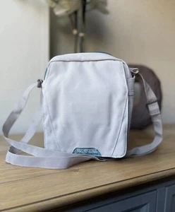 Jansport small shoulder cross body bag VGC - Picture 1 of 14