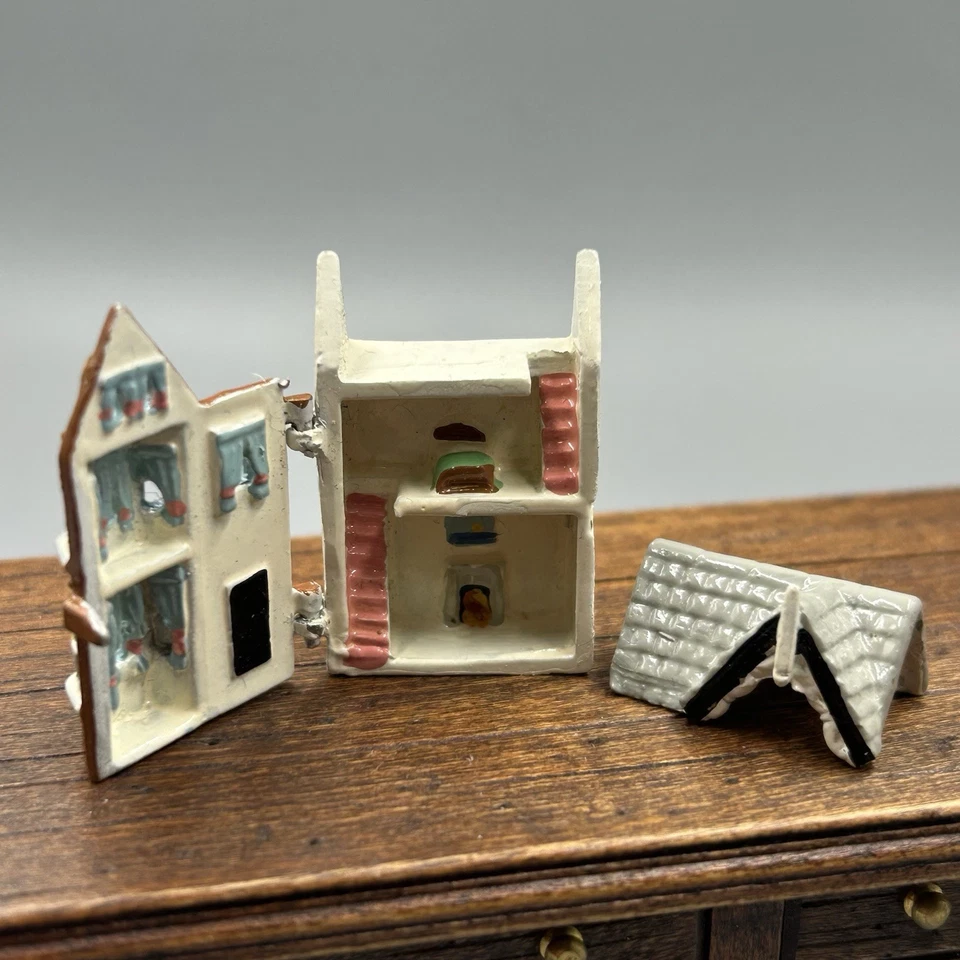 Miniature Dolls House For Nursery 1:12 Warwick miniatures pewter painted - Image 1 of 4