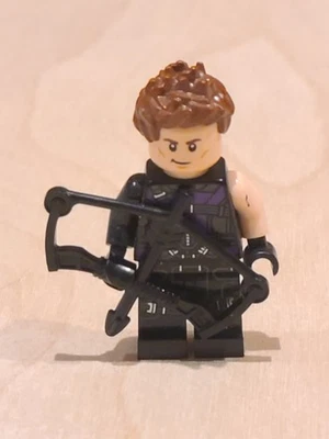 LEGO Marvel Super Hero Hawkeye Minifigure Dark Purple Suit Civil War 76067 Sh302 - Image 1 of 4