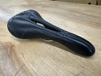 Selle Italia Flite Gel Flow Vintage Road Bike Saddle Titanium Rail, Black - Image 1 of 3
