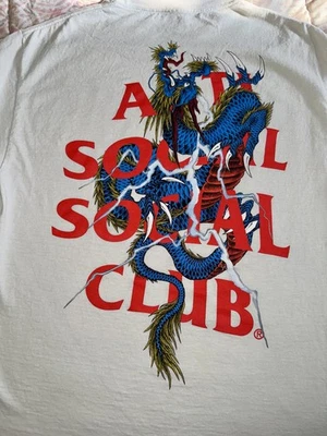 Camiseta Anti Social Social Club DRAGÓN Talla Mediana Foto 1 de 4