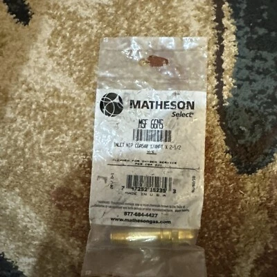 Regulator Inlet Nipple, Oxygen, 1/4 in (NPT), 2-1/2 in L, Brass, CGA-540 Western - Image 1 of 2