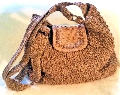 "Bolso de hombro Faded Glory mediano de 13"" tejido con lazo de algodón y olefina" Foto 1 de 4