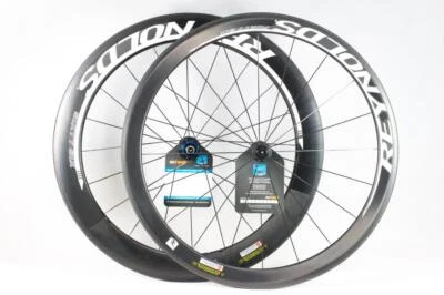 Juego de ruedas de carretera Reynolds FORTY SIX/SIXTY SIX cubierta de carbono 700c Foto 1 de 4