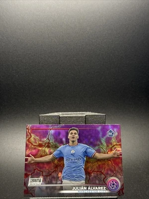 2022-23 Topps Stadium Club UCL Julian Alvarez Pink Red Electric SP #14 Man City - Image 1 of 2