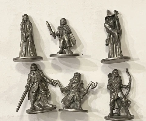 Vintage 1997 Lot of 6 Lord of Rings Trivial Pursuit Collectors Pewter Figures Cover