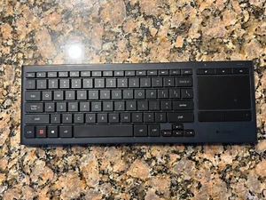 Logitech Illuminated Living Room K830 Wireless Keyboard Bluetooth - Photo 1/2