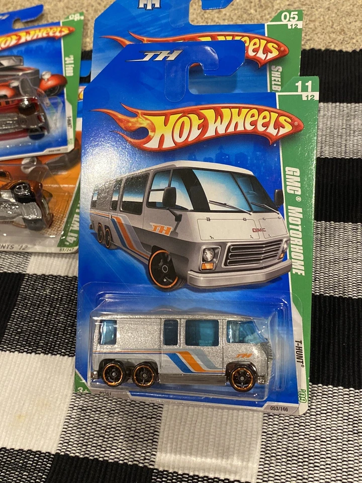 2009 Hot Wheels Treasure Hunt #11 GMC Motorhome - Image 1 of 1