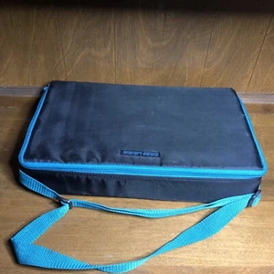 Vintage Case Logic - 30 Audio Cassette Tape Storage Carry Case - Black & Teal - Picture 1 of 13