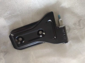 18-23 WRANGLER JL GLADIATOR DOOR HINGE LEFT DRIVER SIDE OEM MOPAR 68297681AE - Picture 1 of 6