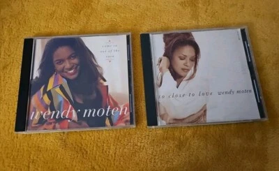WENDY MOTEN Come In Out Of The Rain  So Close To Love 1992-93 CD Promo Lot (2) - Image 1 of 4