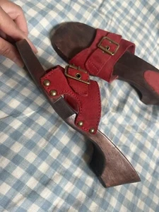 Sandalias zuecos de madera de gamuza roja GAP vintage - 7 - Imagen 1 de 3