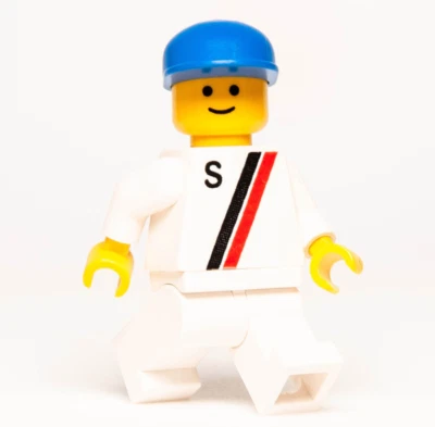 Lego Classic Traffic Minifigure: Road Rebel s009 6644 Blue Cap Red Black Stripe - Image 1 of 4