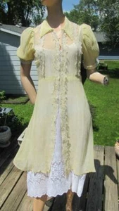 VTG 30S YELLOW PUFF SLEEVE TUNIC TOP  FLORAL TRIM  34B - Picture 1 of 12