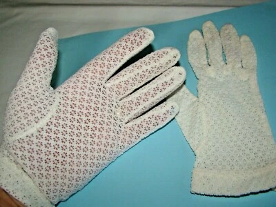 Guantes elásticos vintage de mujer marfil blanco años 50 con cierre de botón talla pequeña Foto 1 de 4