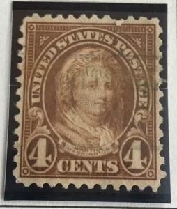 1923 4 Cent Martha Washington Stamp - Picture 1 of 1