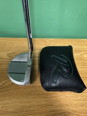 Taylormade TP Reserve M37 Milled  Putter - Right Handed - 35’’With Cover -Mallet - Image 1 of 4