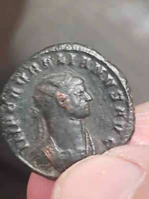 Aurelian 270-275 Antoninianus Obv-IMPAVRELIANVS AVG, Rev-CONCORDI MILITVM - Image 1 of 4