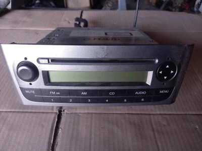 Autoradio CD 7354812990 per Fiat Grande Punto 199 2005-2013 No Codice Sblocco - Immagine 1 di 3