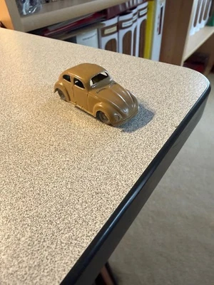 Juguete plástico vintage beige hecho en Italia Volkswagen VW Nº3 Ingap Foto 1 de 2