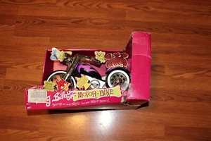 Bratz Babyz Puppe Motorrad mit Hot Pink Flammen 3-Rad Motorrad Neu Kostenloser Versand - Bild 1 von 10
