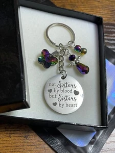 Not Sisters by blood but Sisters By Heart Keepsake Keyring Charm Set Crystal Box - Picture 1 of 8