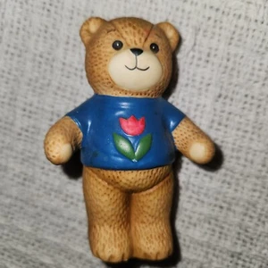 Lucy & Me by Enesco - Boy Bear wearing T-Shirt - Tulip on the Front 1979 - Picture 1 of 3