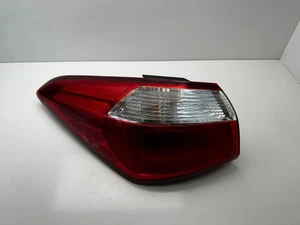 2014-2016 KIA FORTE RIGHT SIDE TAIL LIGHT 92401-A7 - Picture 1 of 16
