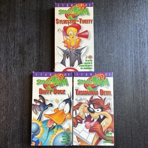 Stars Of Space Jam VHS Lot Of 3 Taz Daffy Duck Sylvester & Tweety Looney Tunes - Picture 1 of 5