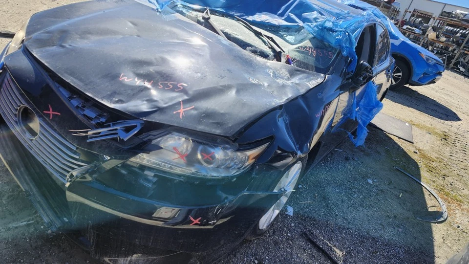 2013 雷克萨斯 ES300H 动力制动增强器原始设备制造商 174K 英里 - LKQ408794967 — 第 1/4 张图片