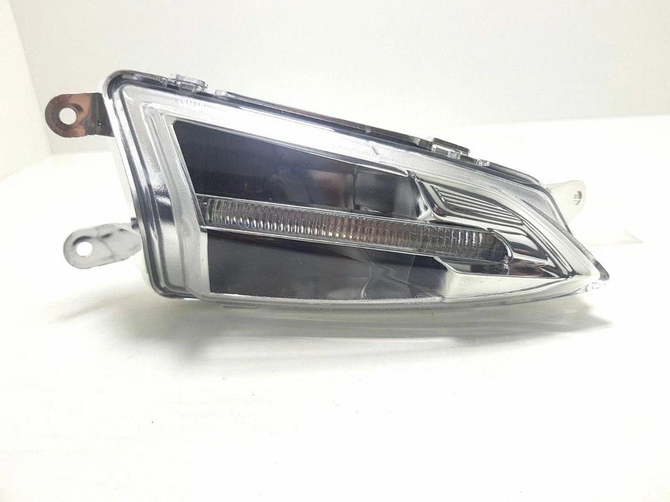 FANALE FRECCIA DX ANTERIORE LIBERTY IGET 125 150 ORIG. PIAGGIO 1D002176 - Immagine 1 di 1