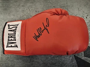 MICHAEL CARBAJAL AUTOGRAPHED EVERLAST BOXING GLOVE JSA - Picture 1 of 2