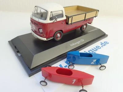 Volkswagen VW T2 A Bus Flatbed Red 1:43 Schuco With 2 Soapbox 450333800 - Image 1 of 4
