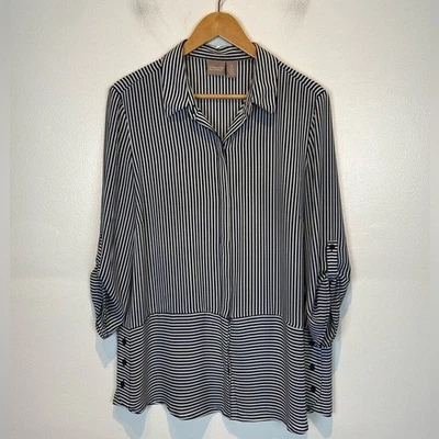 Top con lengüeta enrollable a rayas de gasa Chico's talla 2 mangas L 3/4 cuello negro blanco EE. UU. Foto 1 de 4
