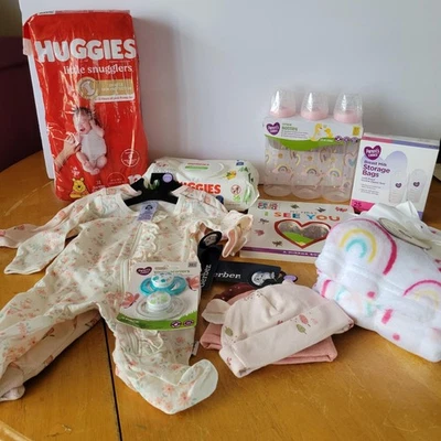 Bebé Niña Baby Shower Set de Regalo Pañales Toallitas Trajes Sombreros Biberones Manta Foto 1 de 4